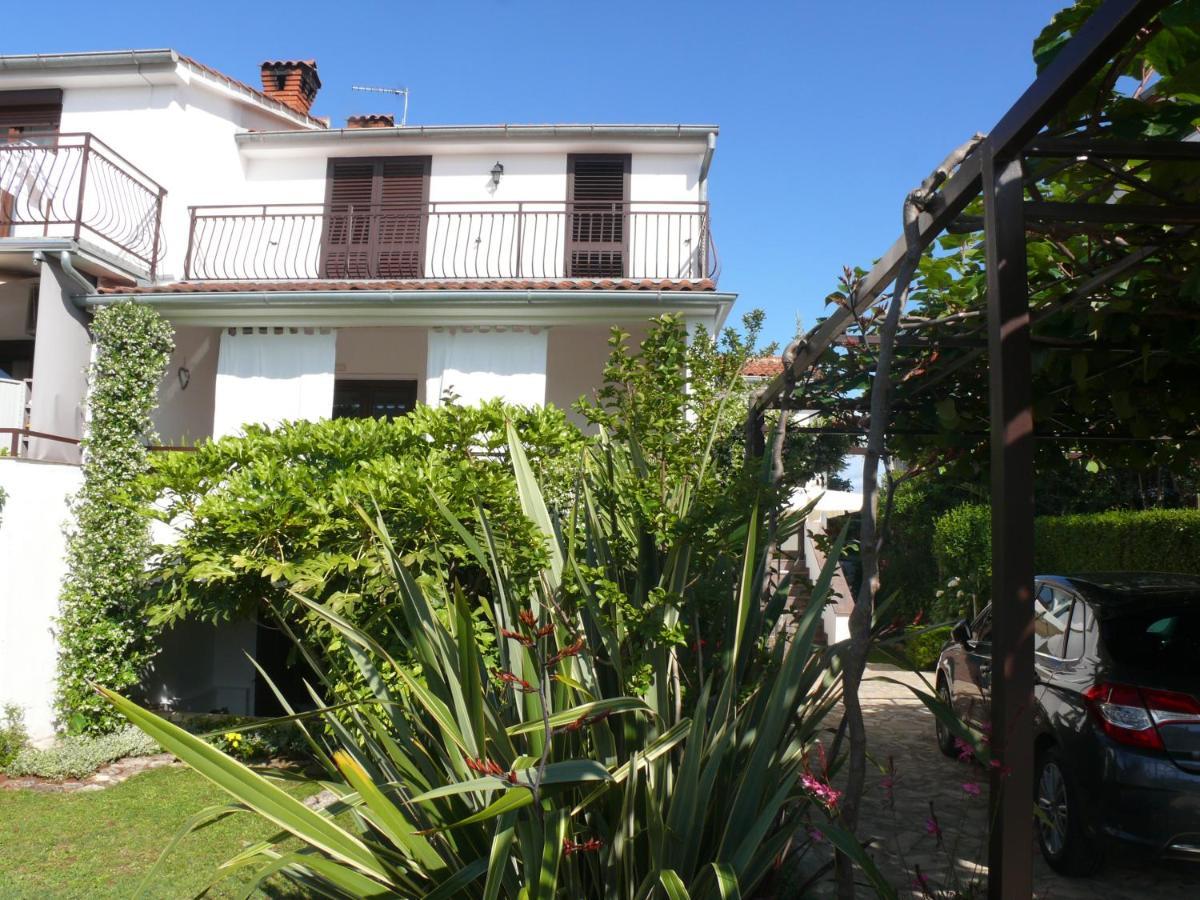 Apartment Marijana Porec Exterior photo