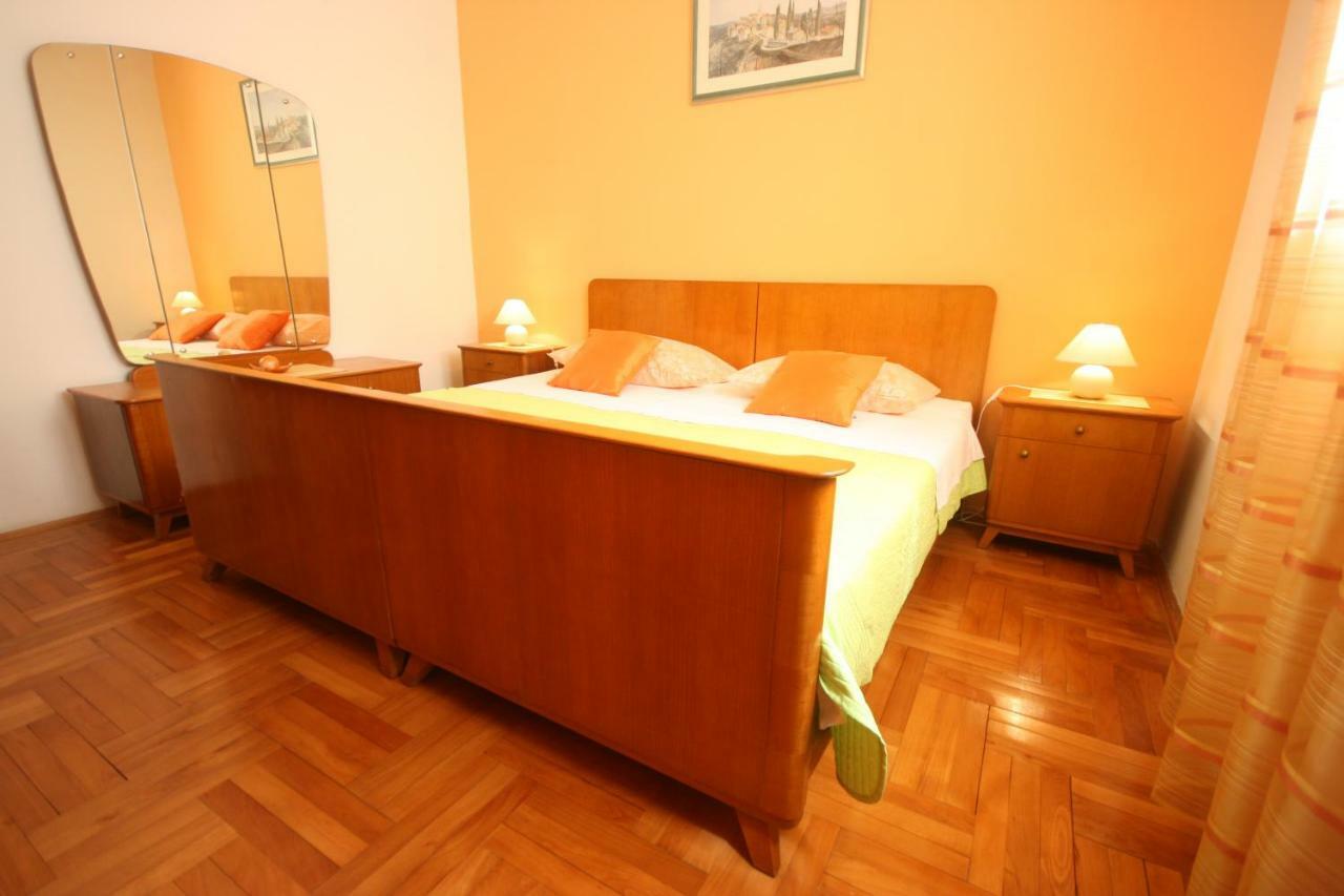 Apartment Marijana Porec Exterior photo